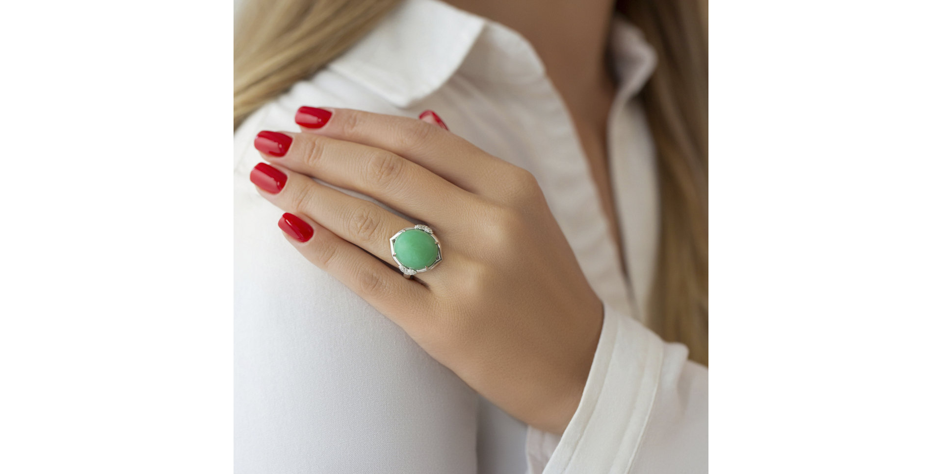 Diamond ring with Chalcedony Sunny Delight