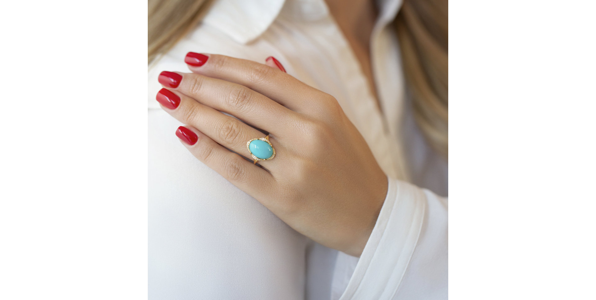 Diamond ring with Turquoise Gem Highness