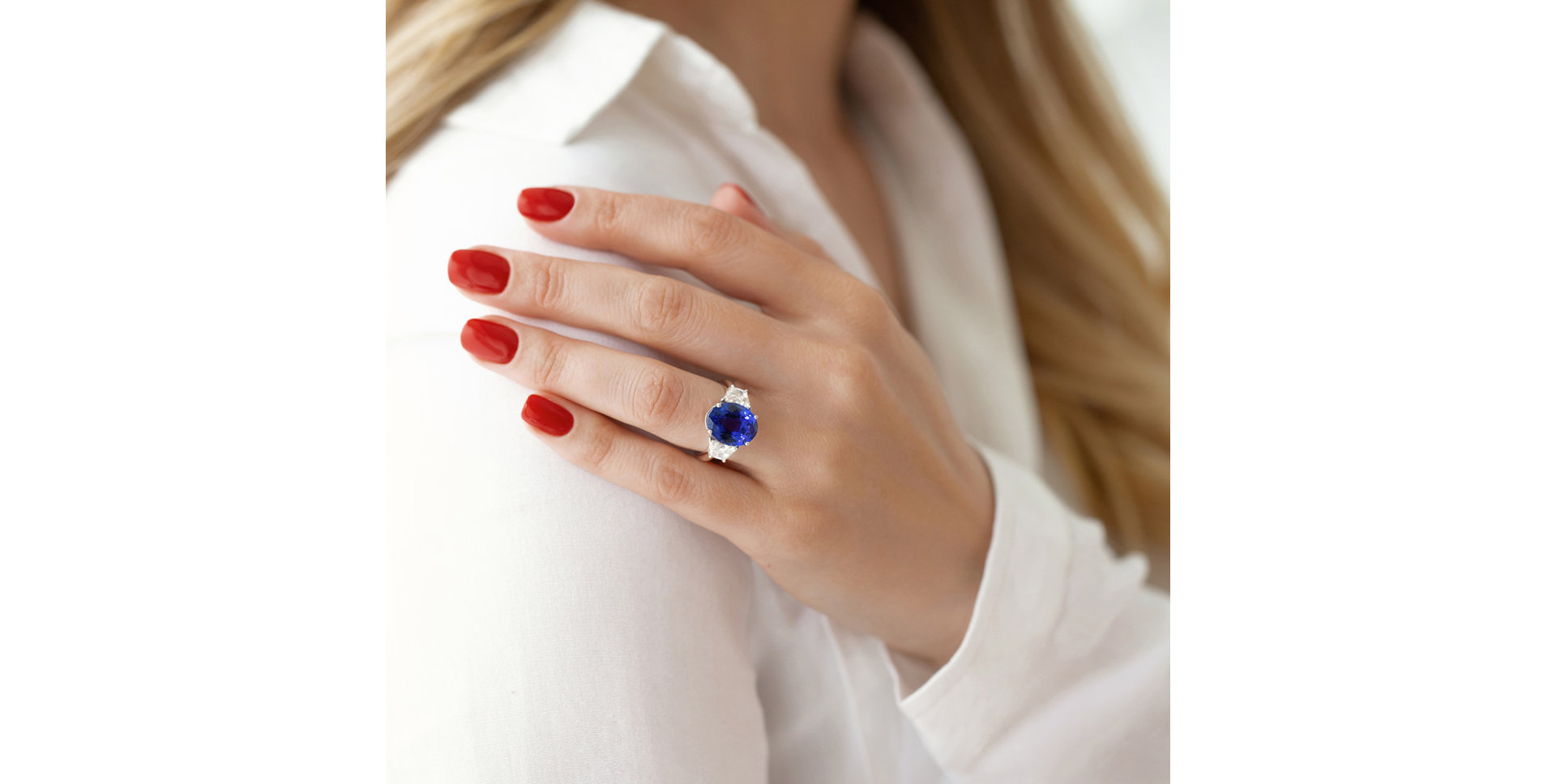 Diamond ring with Tanzanite Galaxy Desire