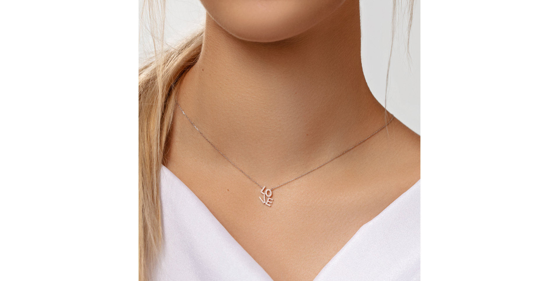 Diamond necklace Sparkling Love