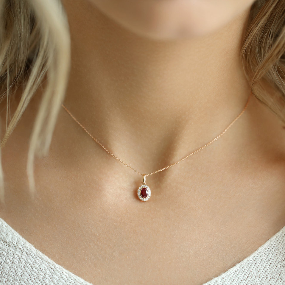 Diamond pendant with Ruby Lovely Amulet