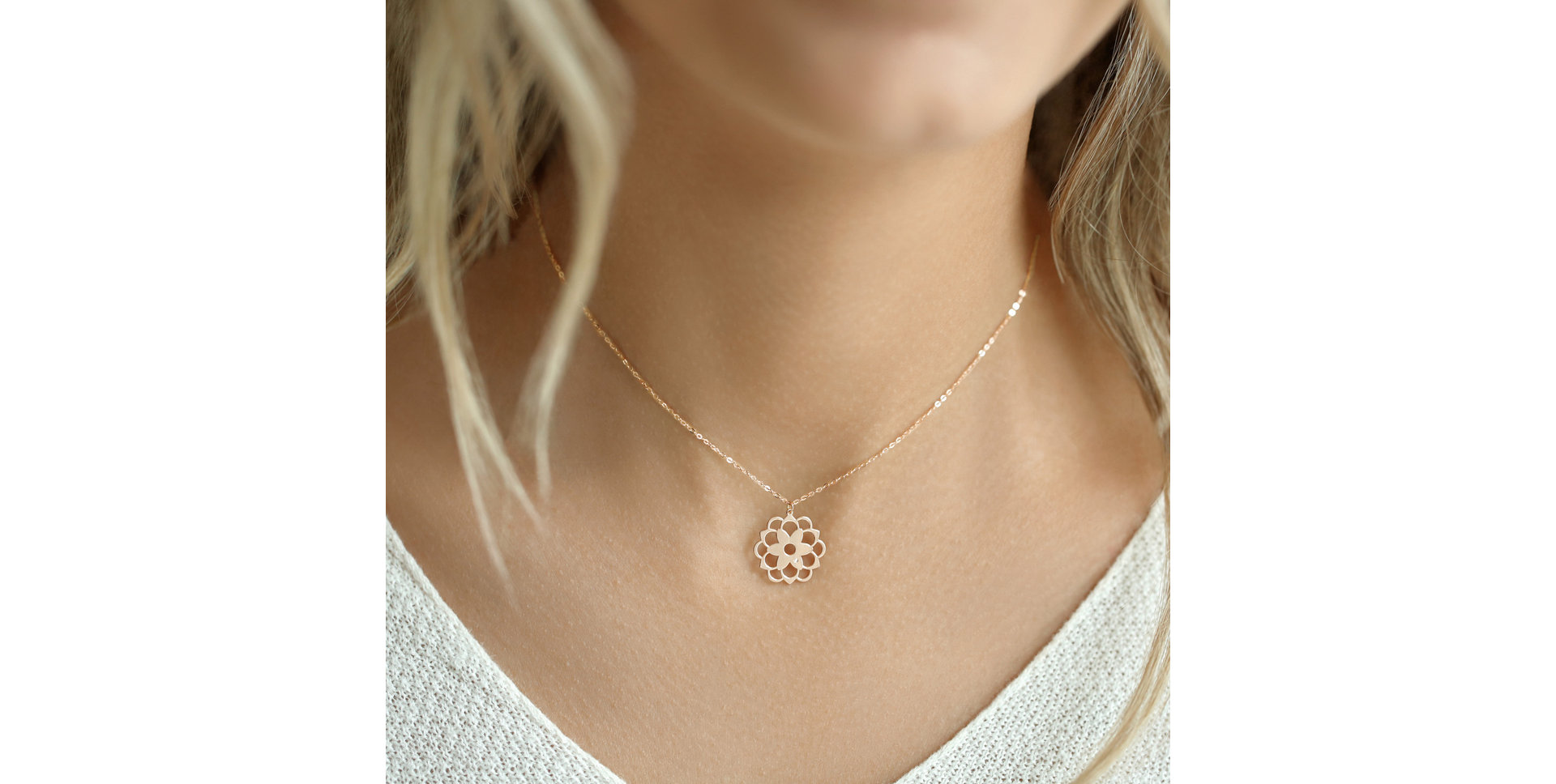 Diamond necklace Blossom