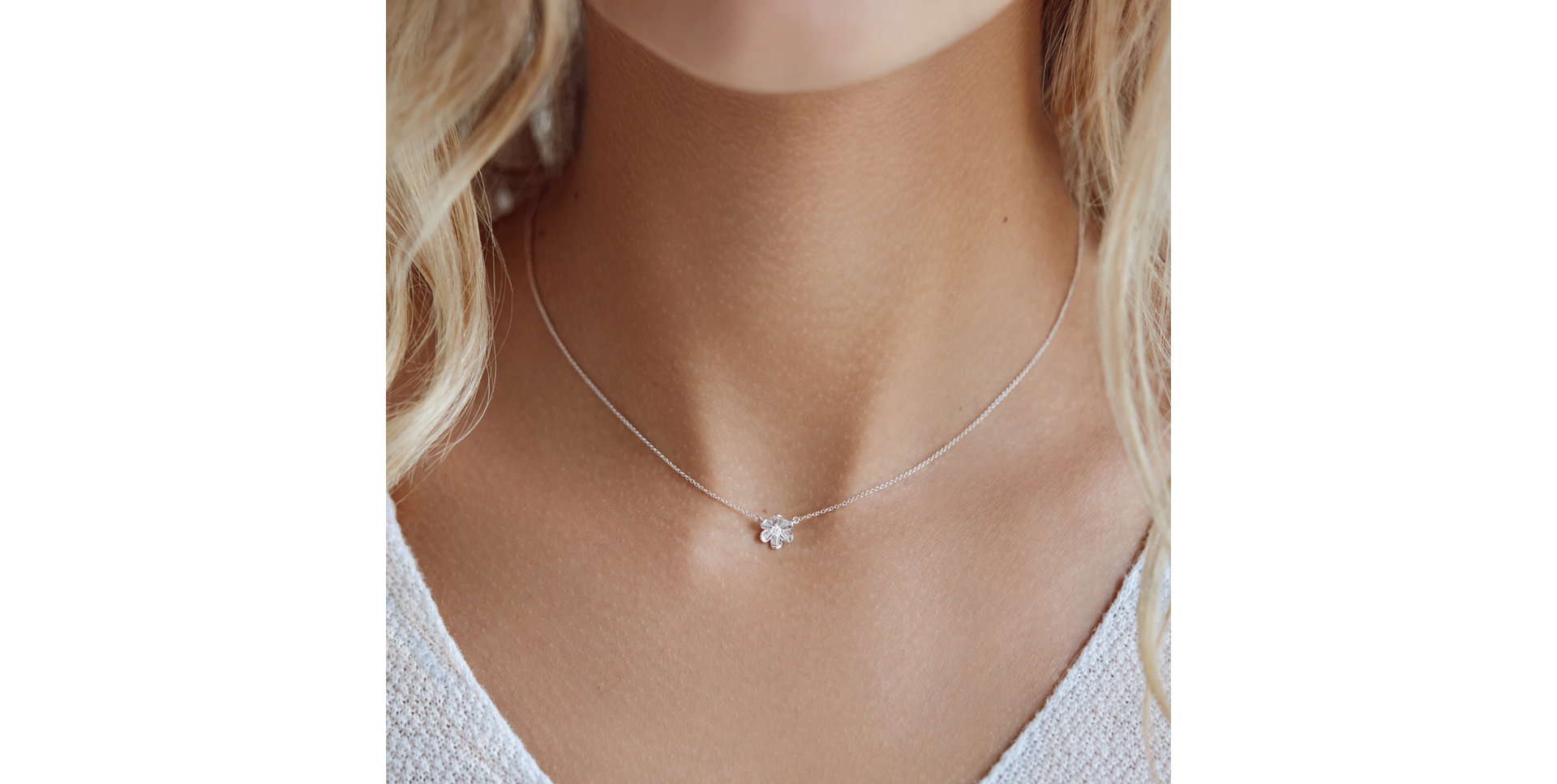 Diamond necklace Shiny Blossom