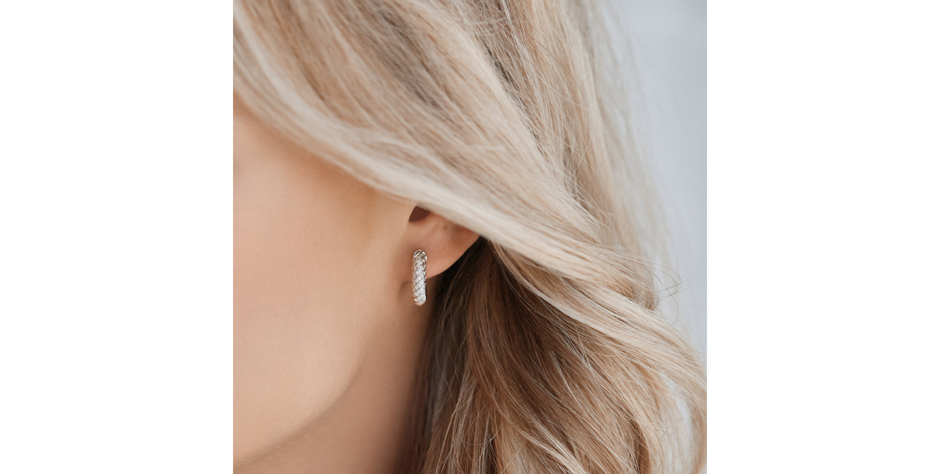 Diamond earrings Spiral of affection