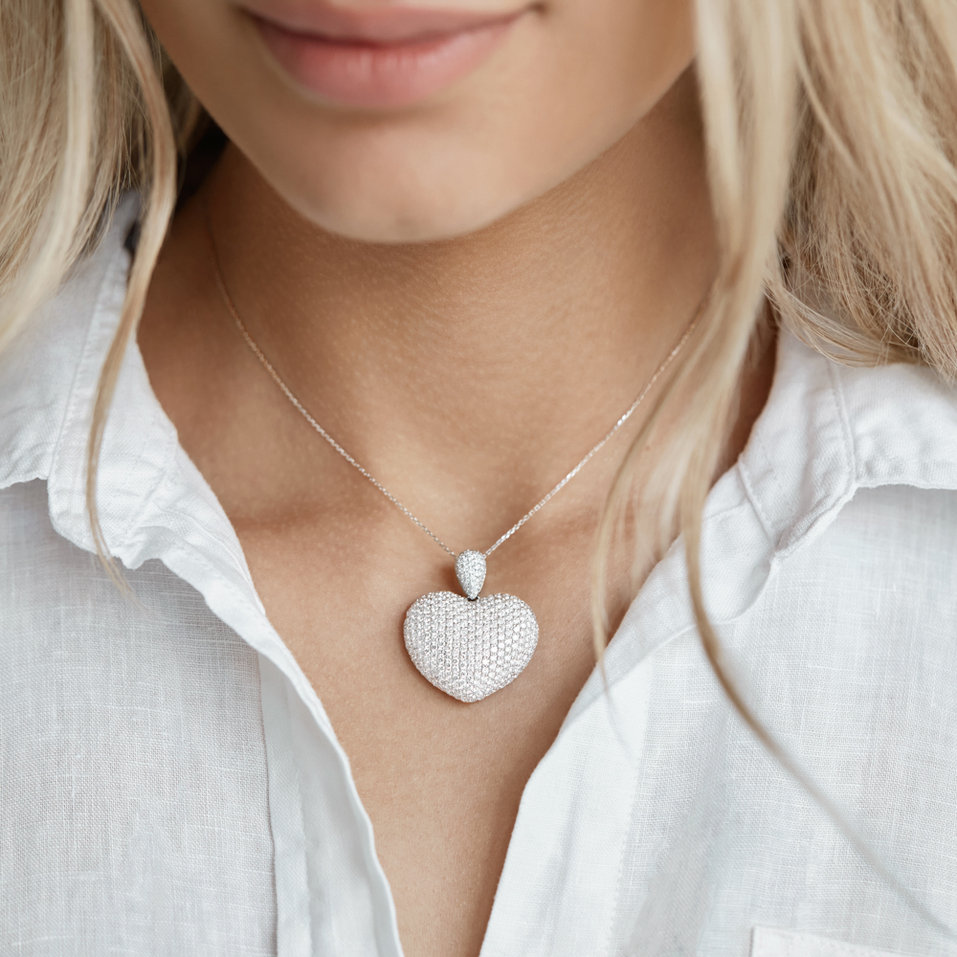 Pendant with brown diamonds Heart Brilliance