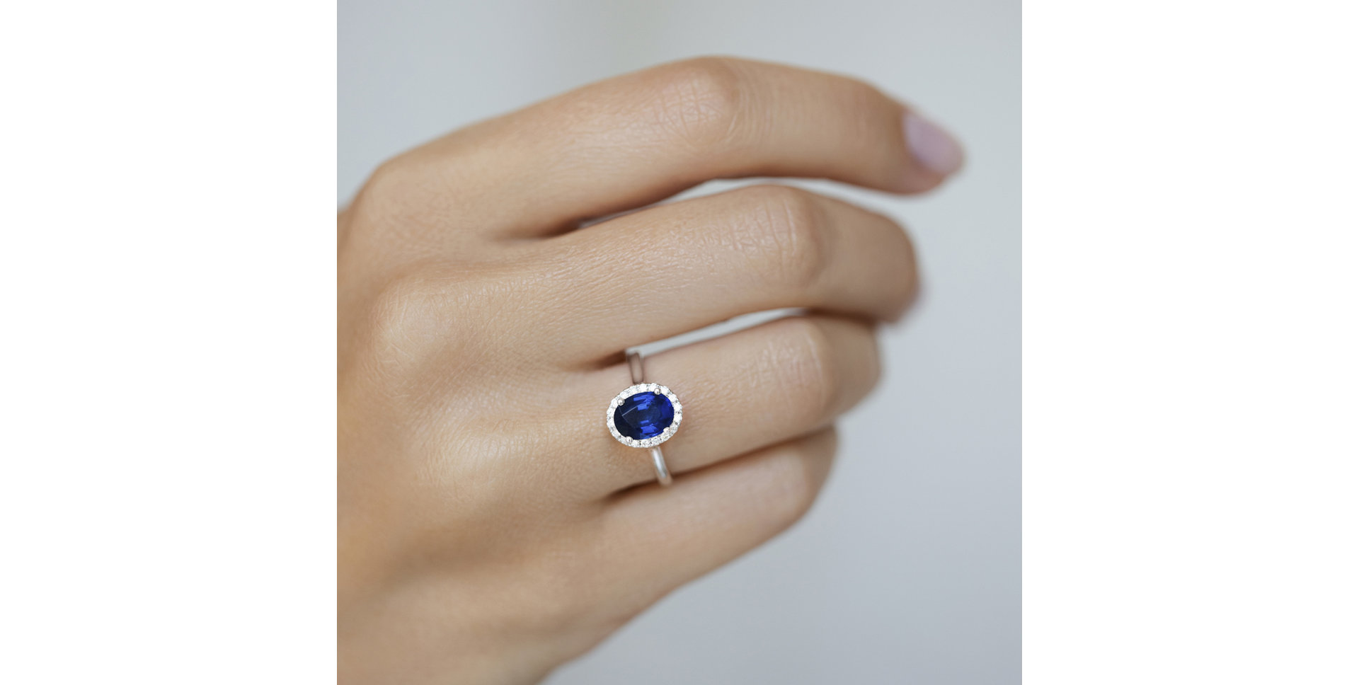 Diamond ring with Sapphire Princess