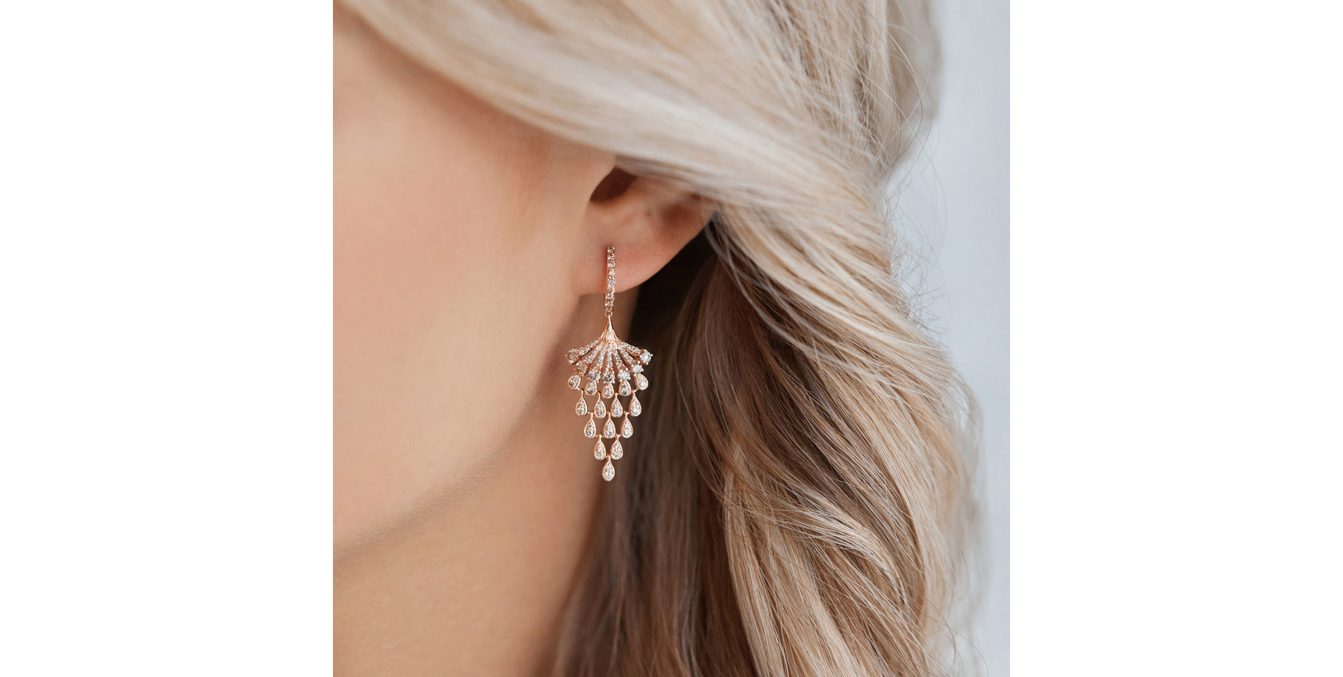 Diamond earrings and Sapphire Royal Mesh