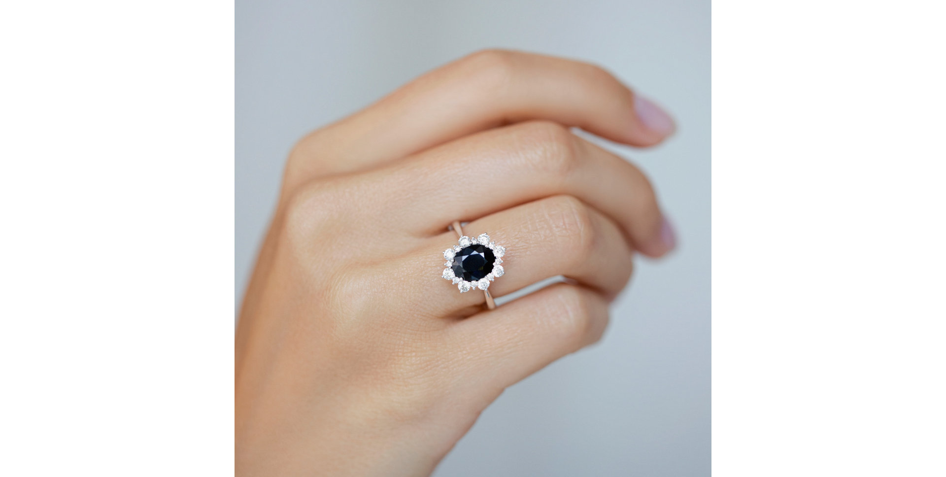 Diamond ring with Sapphire Princess Gem