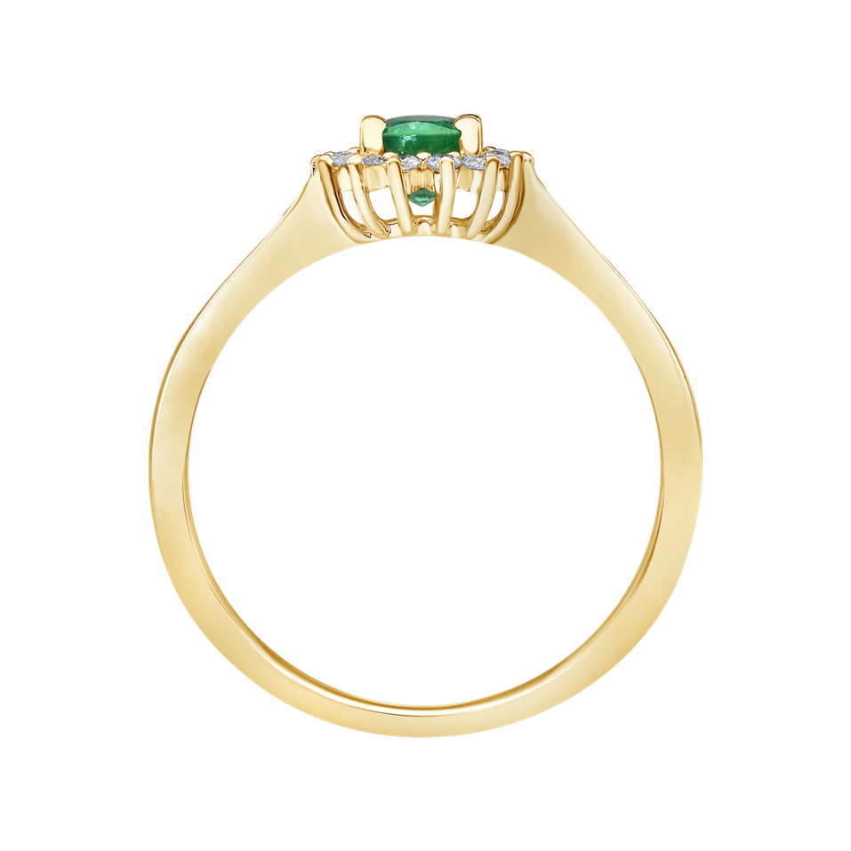 Diamond ring with Emerald Princess