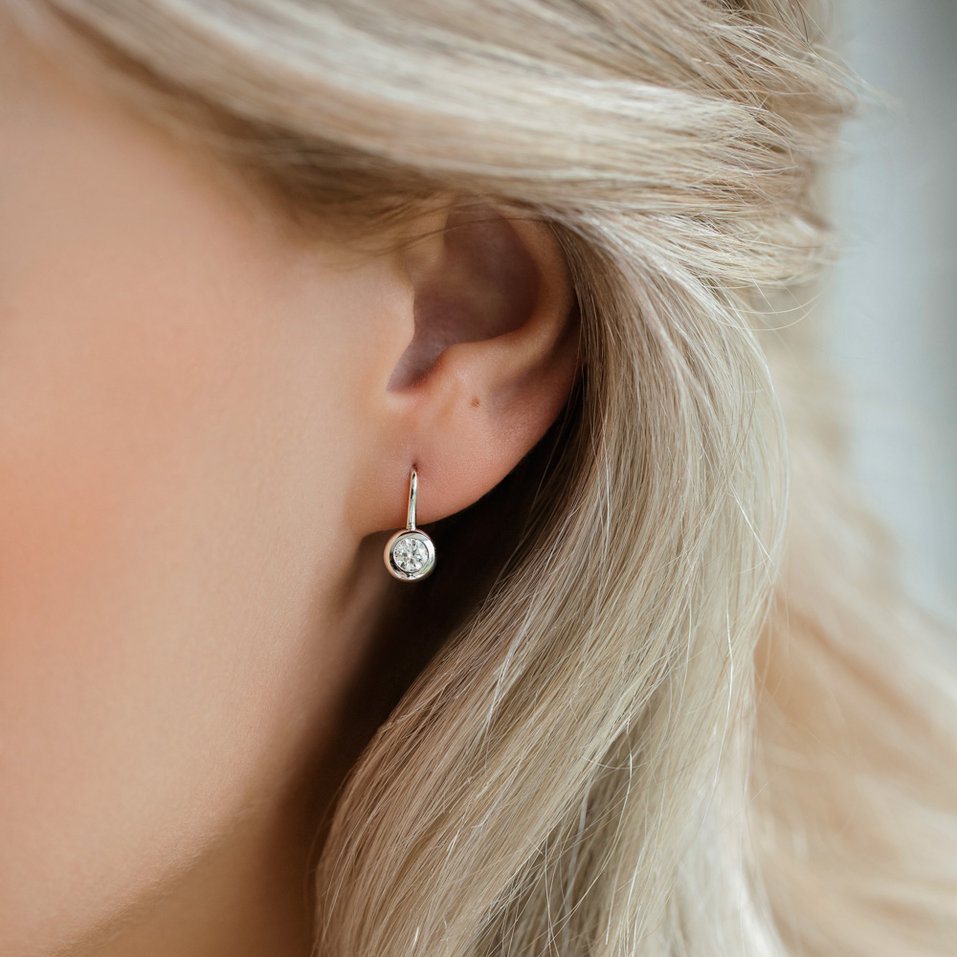 Diamond earrings Sparkling Dots