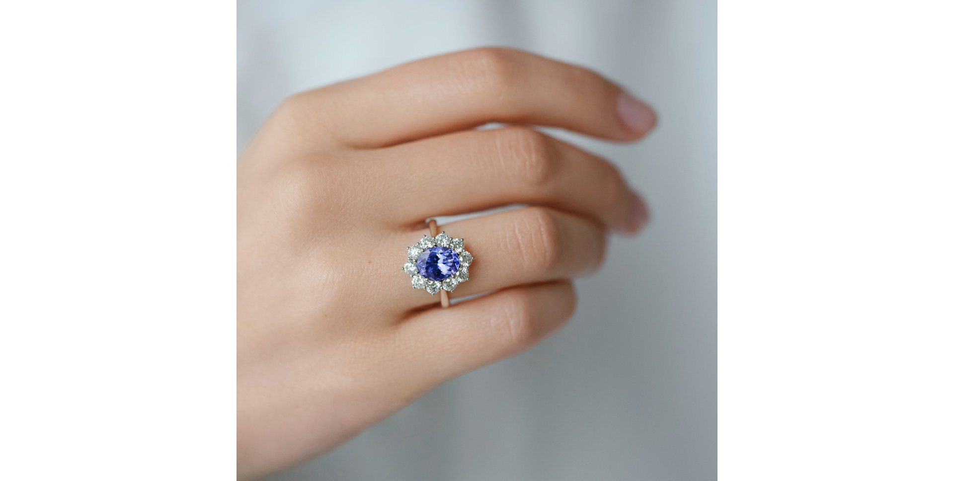 Diamond ring with Tanzanite Princess