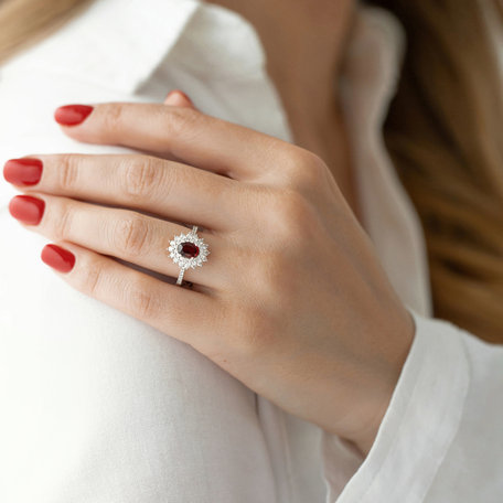 Diamond ring with Ruby Majesty