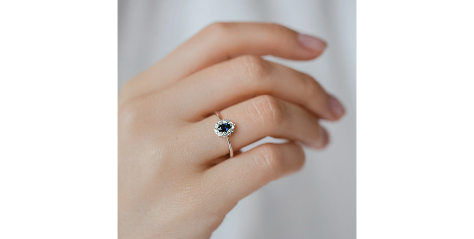 Diamond ring with Sapphire Princess