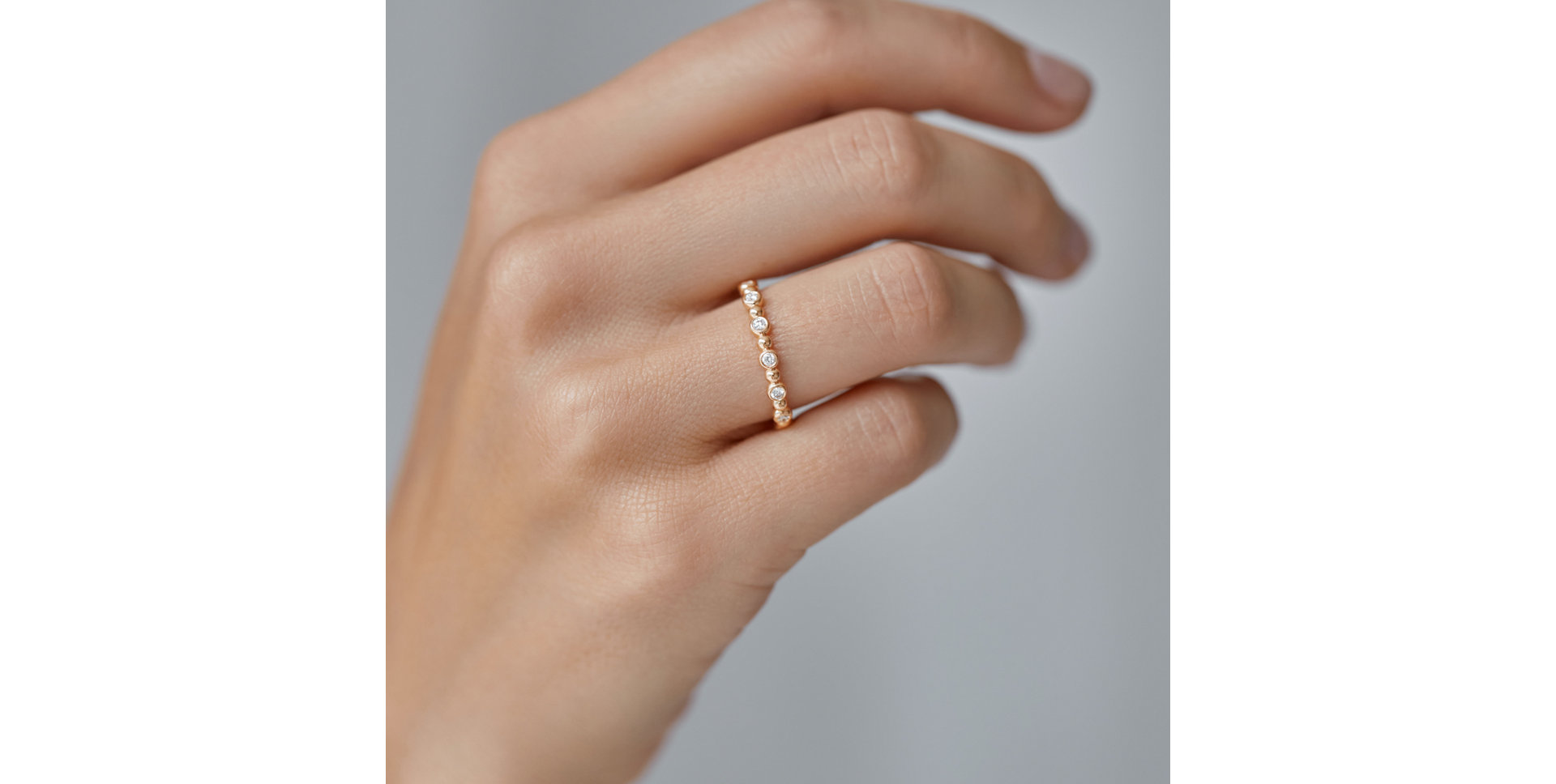 Diamond ring Shiny Dots