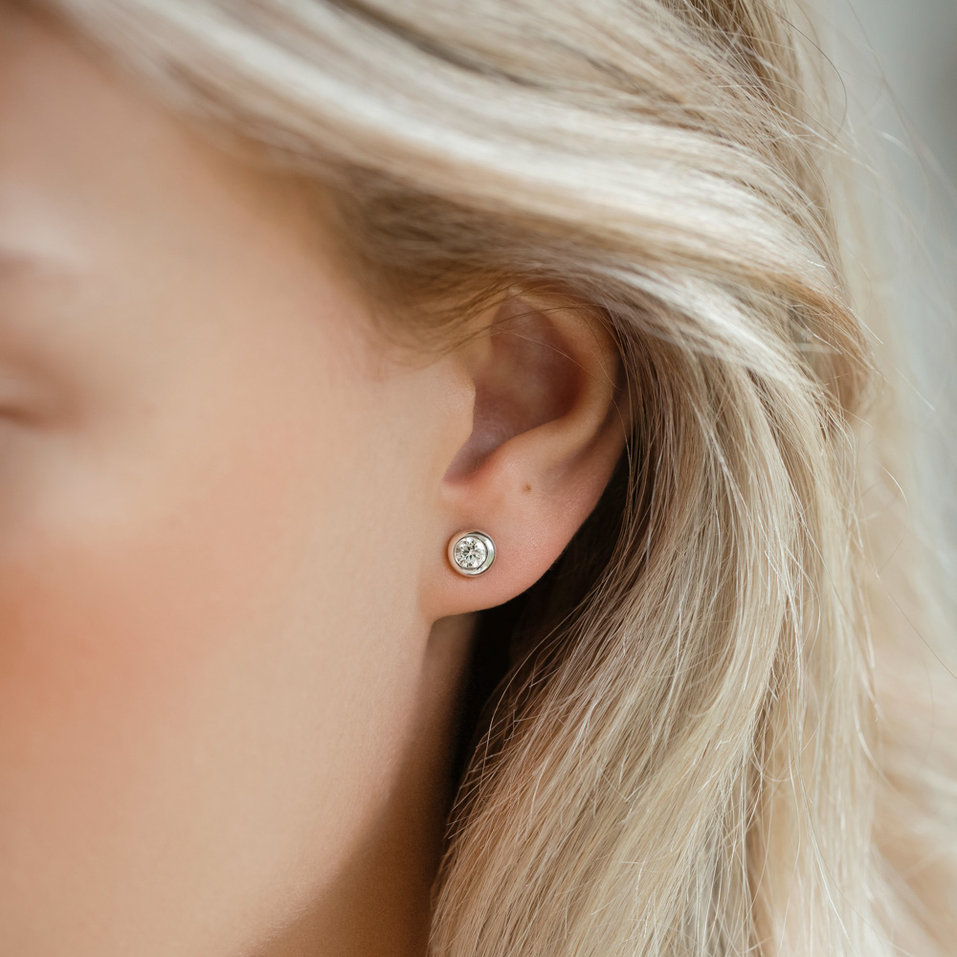 Diamond earrings Sparkling Dots