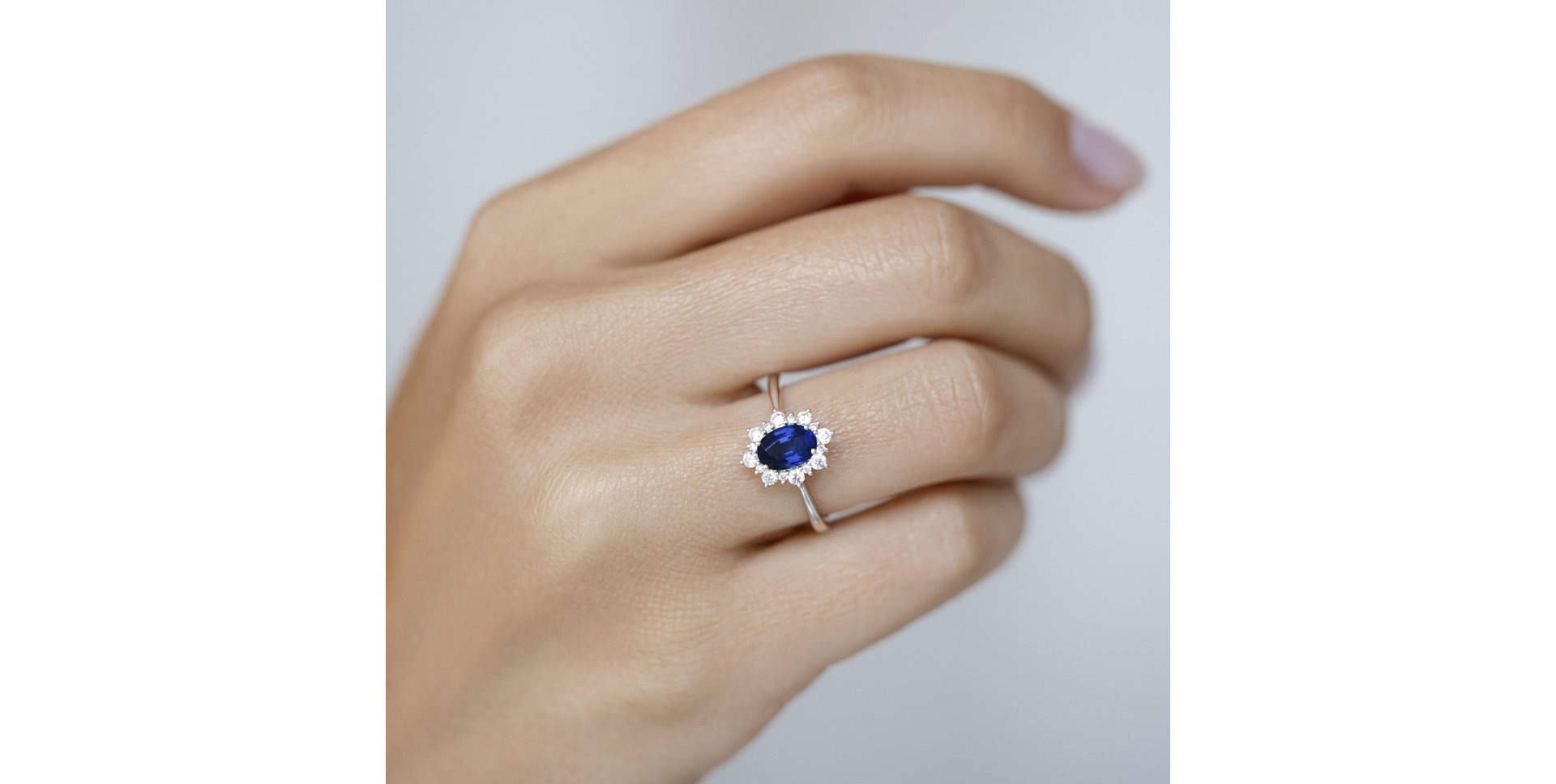 Diamond ring with Sapphire Princess