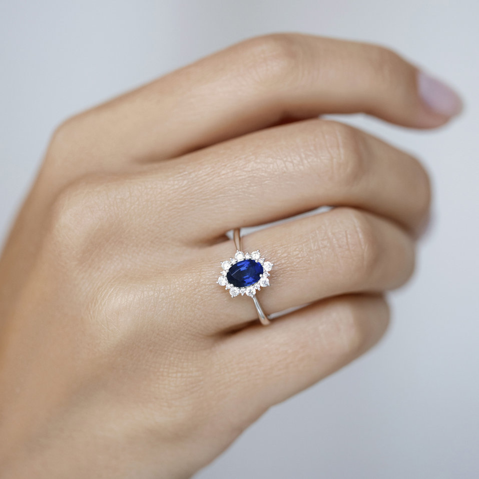 Diamond ring with Sapphire Princess
