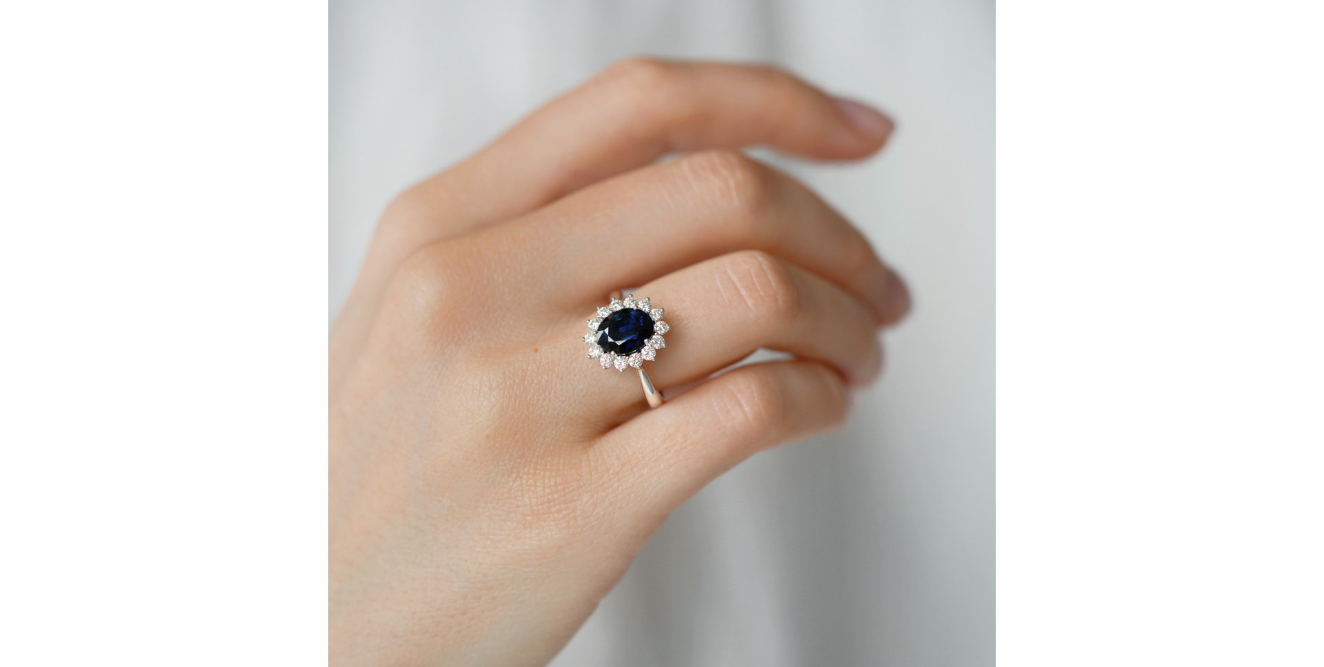 Diamond ring with Sapphire Princess Sparkle