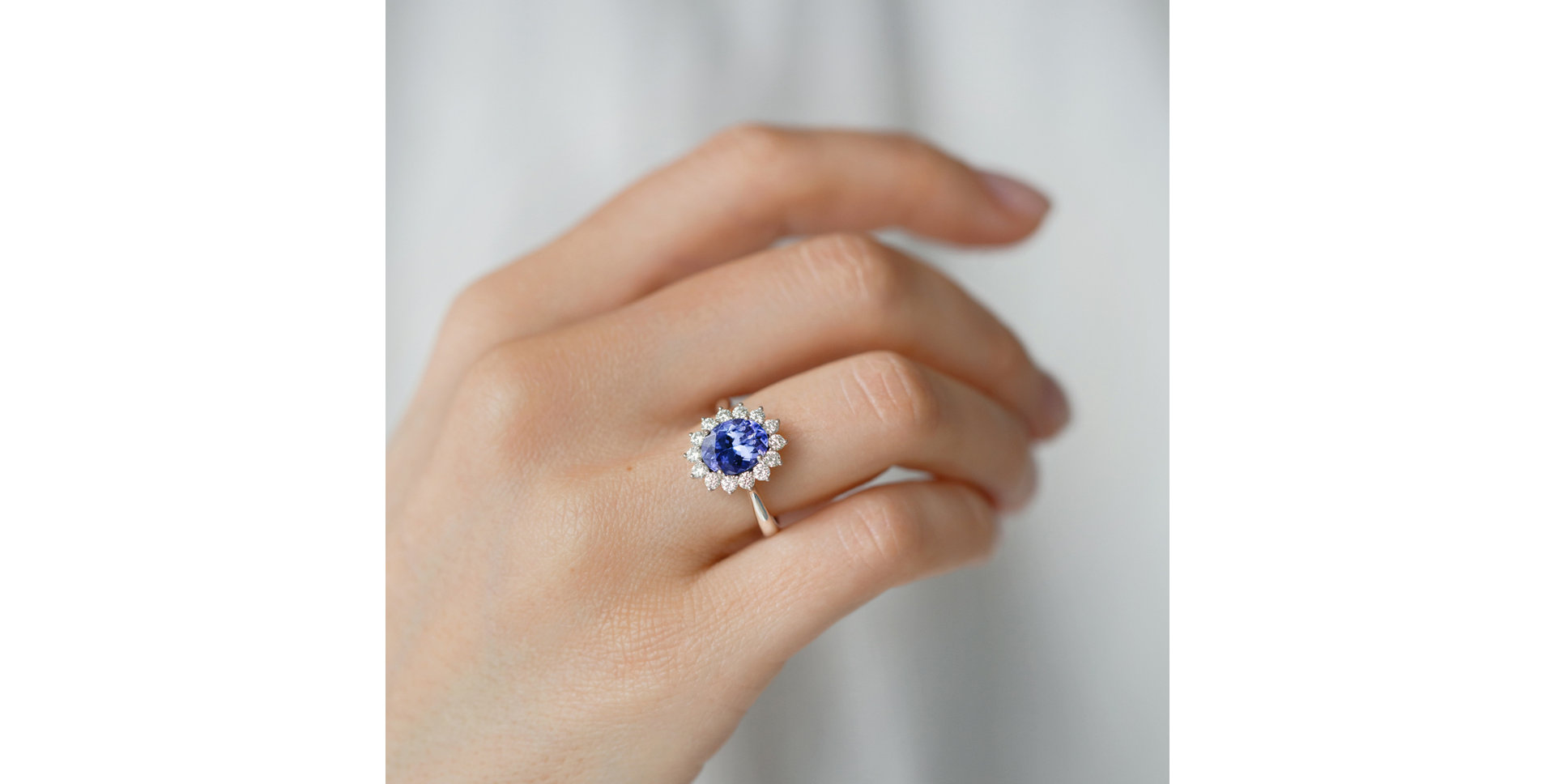 Diamond ring with Tanzanite Princess