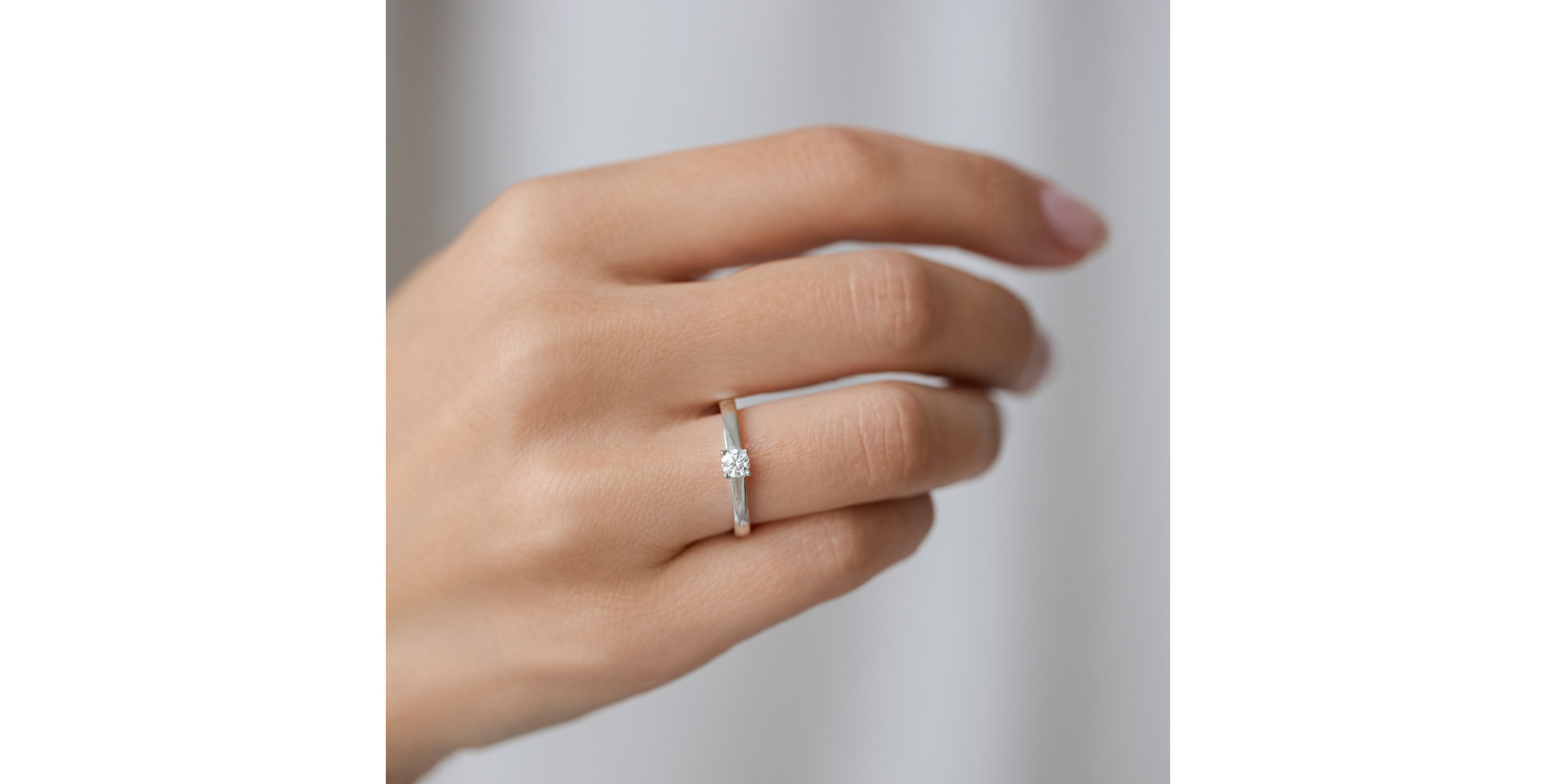 Diamond ring Spark of Love