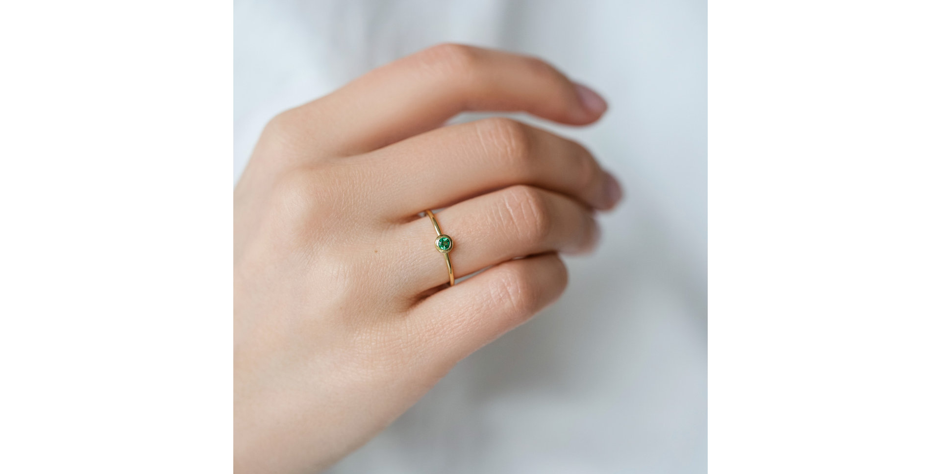 Ring with Ruby Bonbon