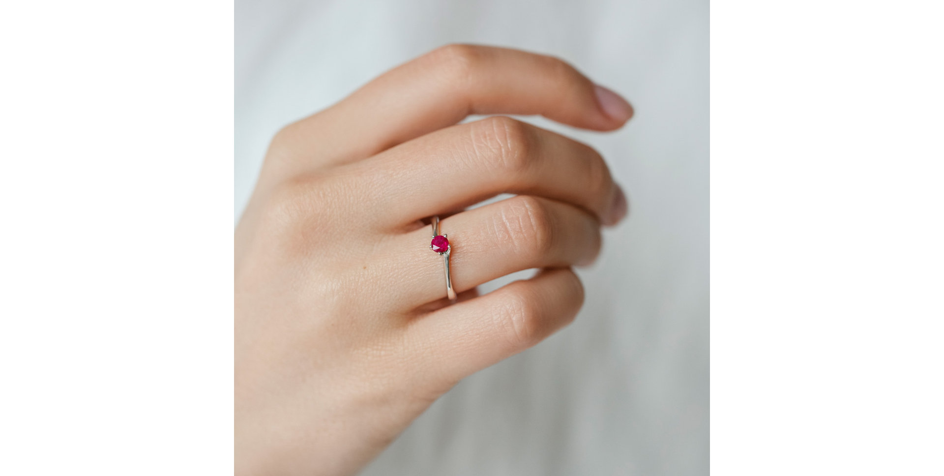Ring with Morganite Bonbon
