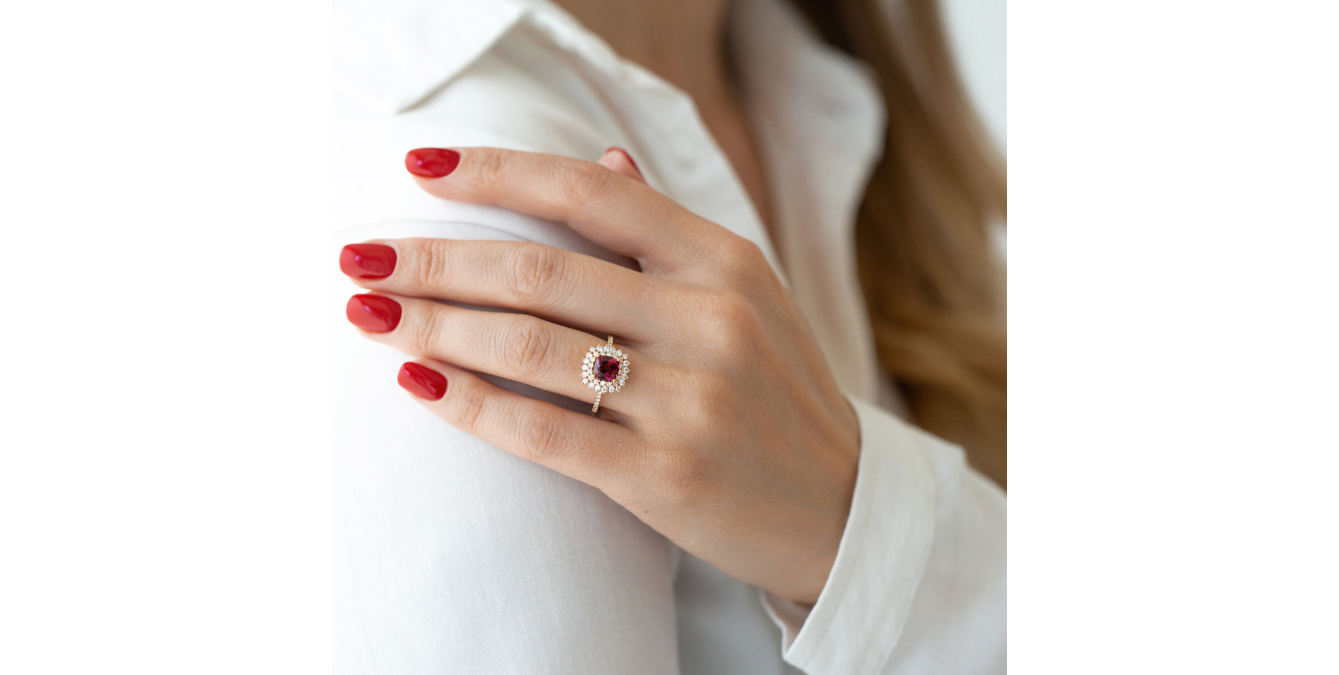 Diamond ring with Tanzanite Elegant Passion