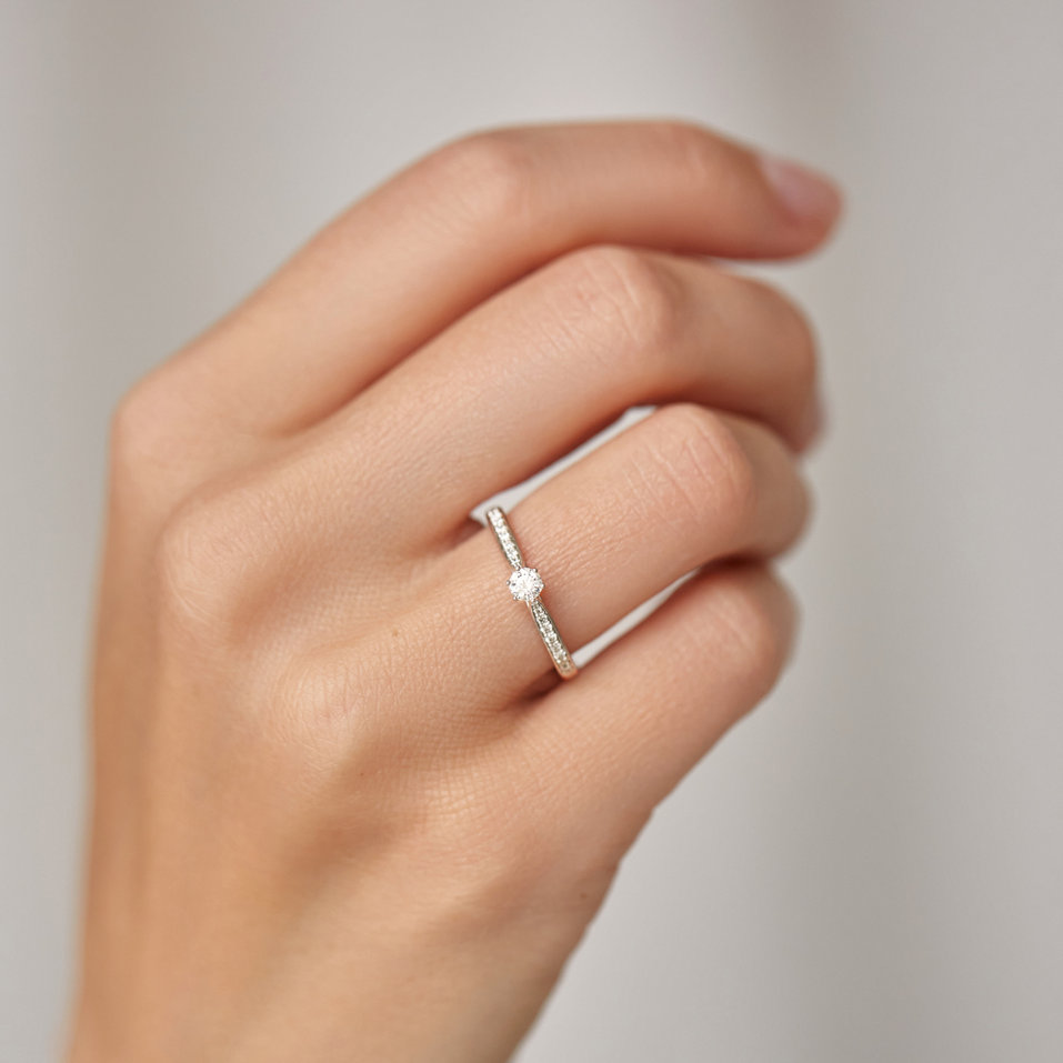 Diamond ring Midnight Romance