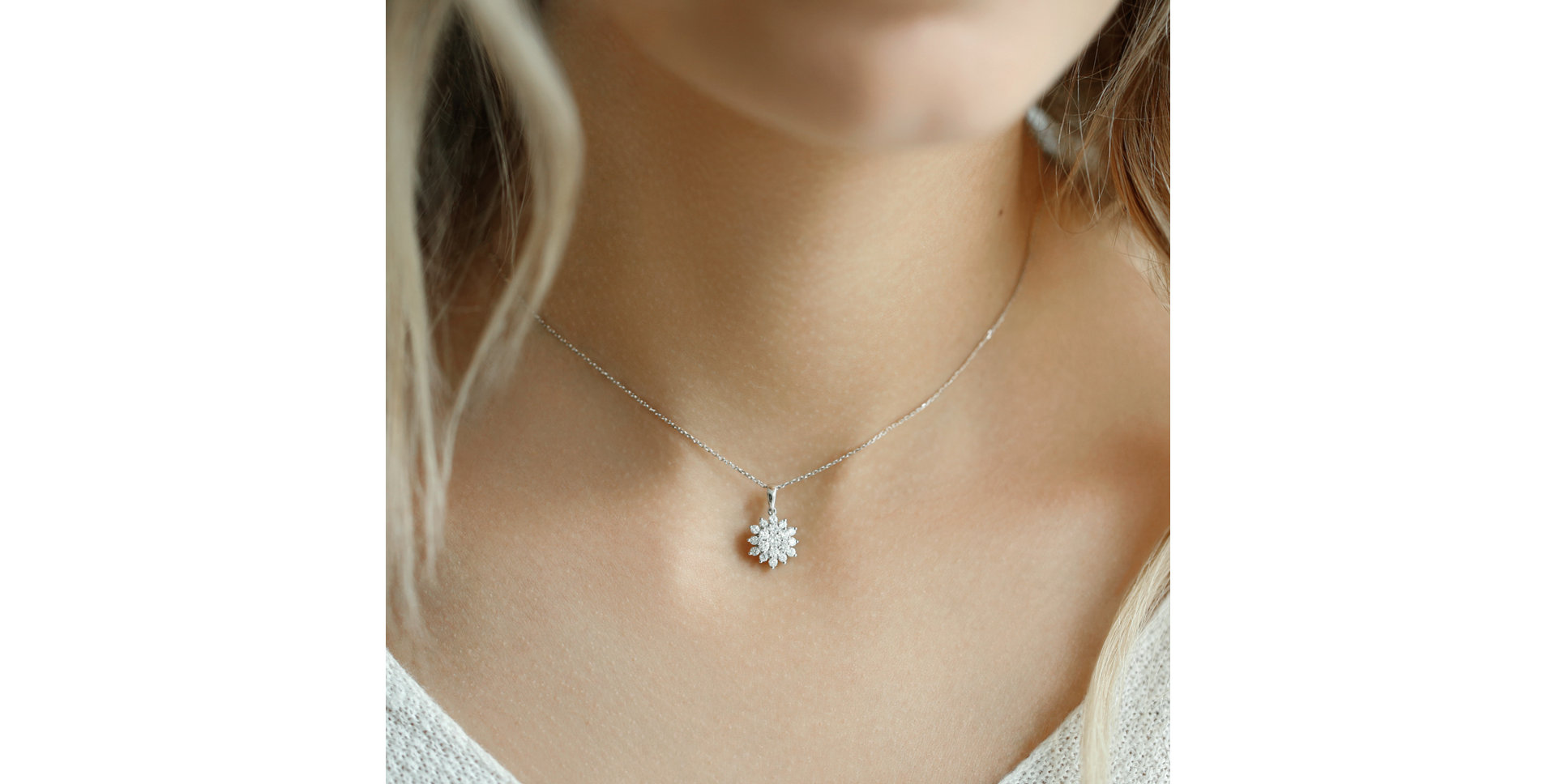 Diamond pendant Shiny Constellation