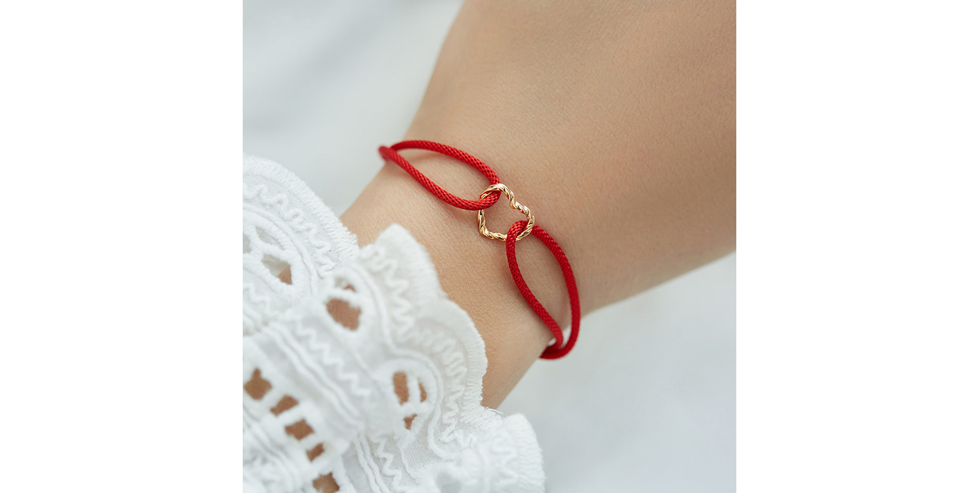 Diamond bracelet Love