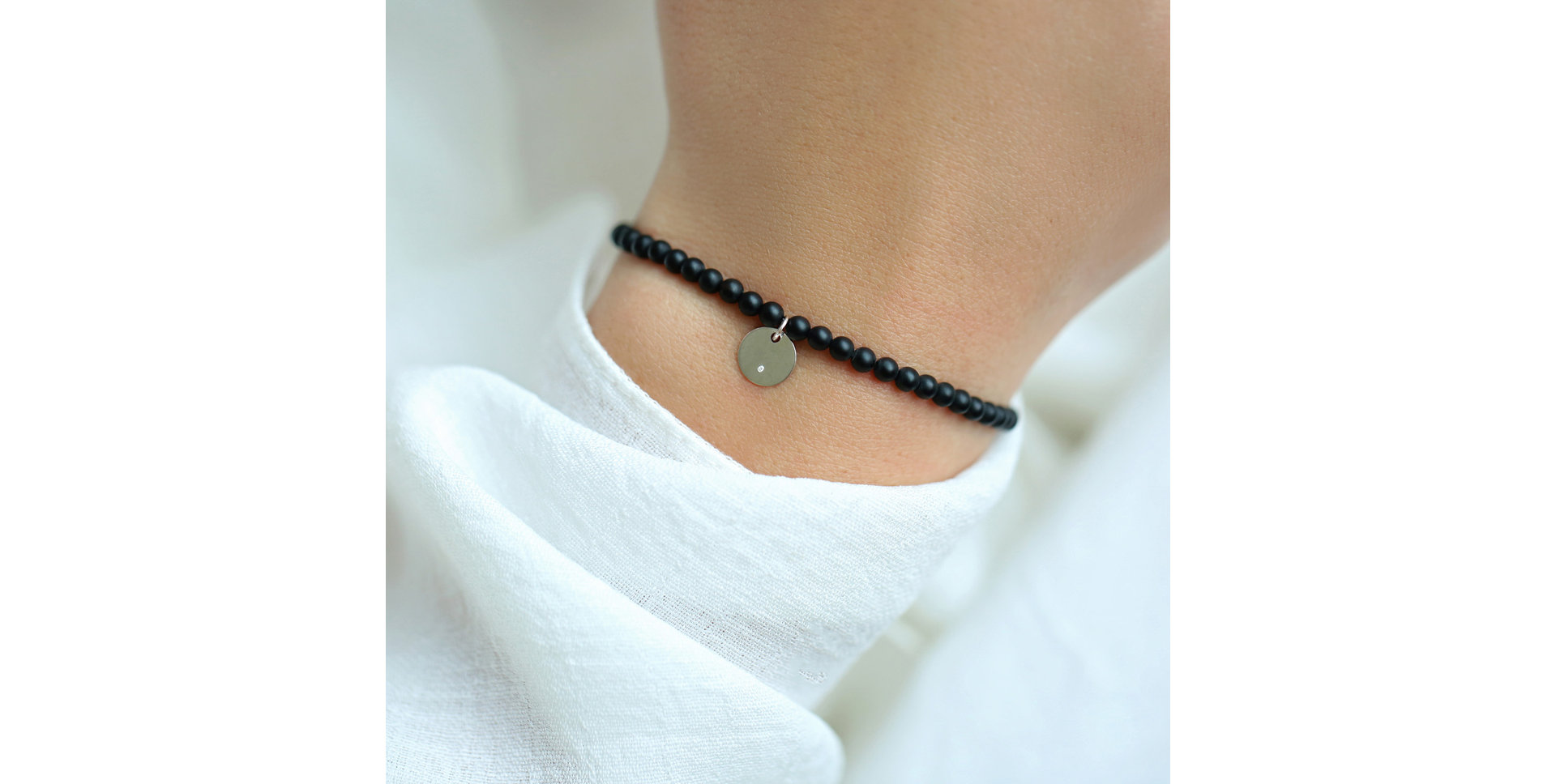 Diamond bracelet with Agate Dark Touch