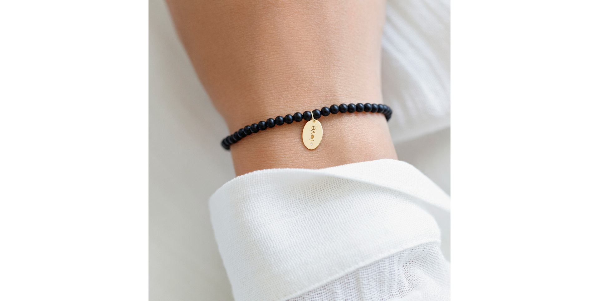 Diamond bracelet with Agate Dark Desire