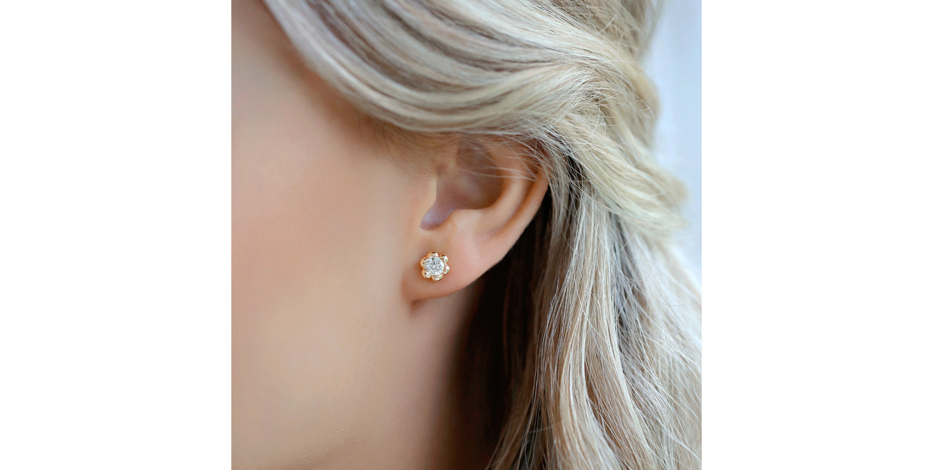 Diamond earrings Blooming Love