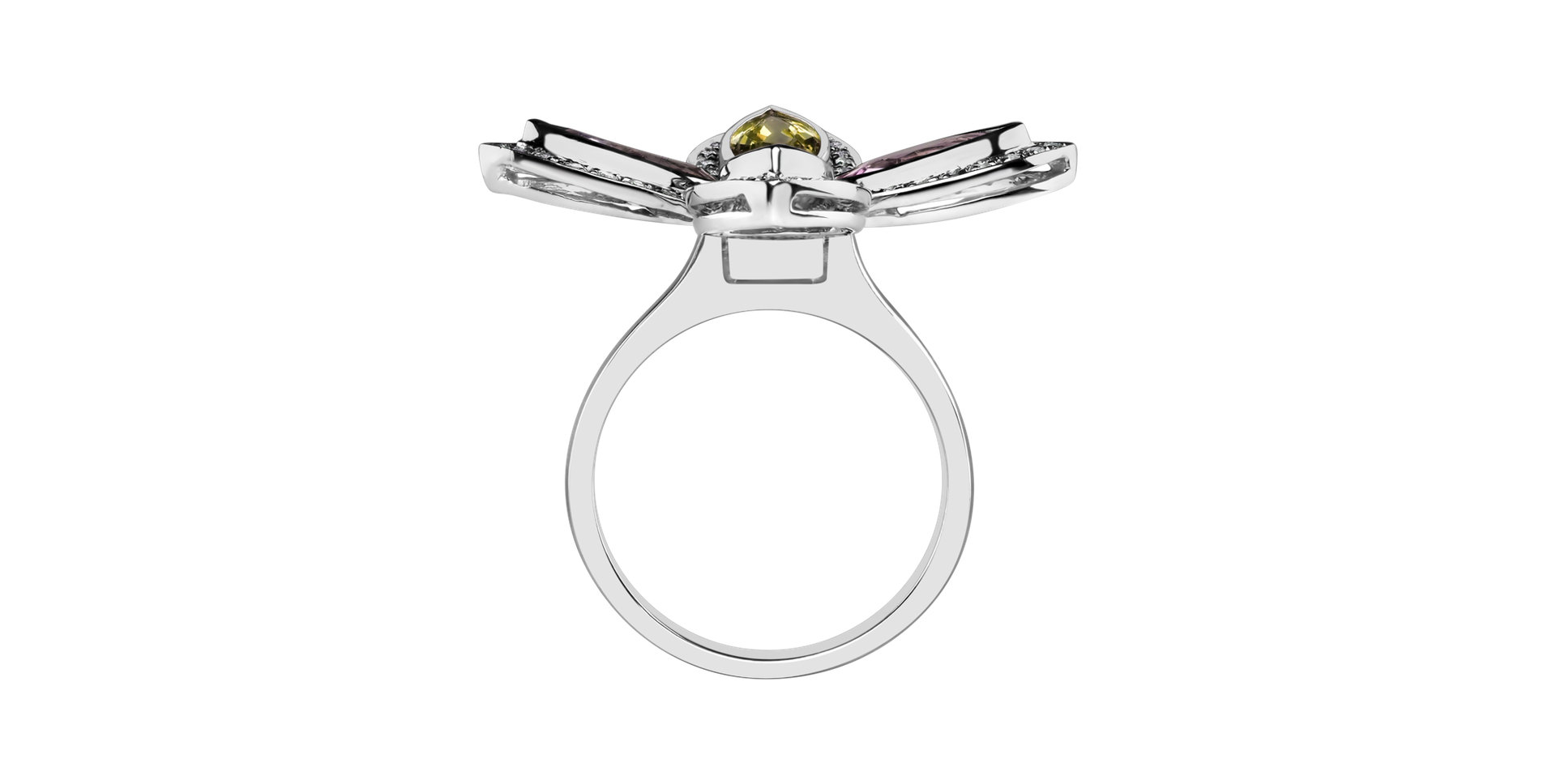 Diamond ring with Sapphire Blooming Beauty