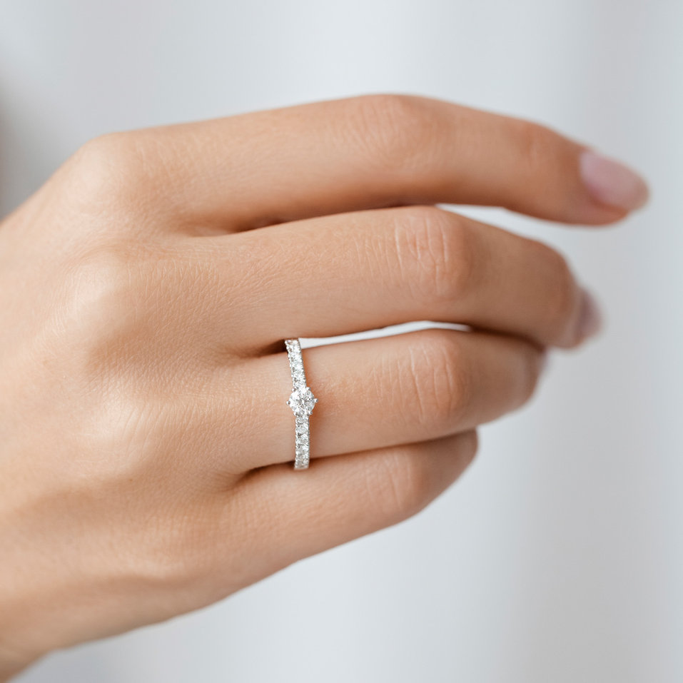 Diamond ring Sparkling Love