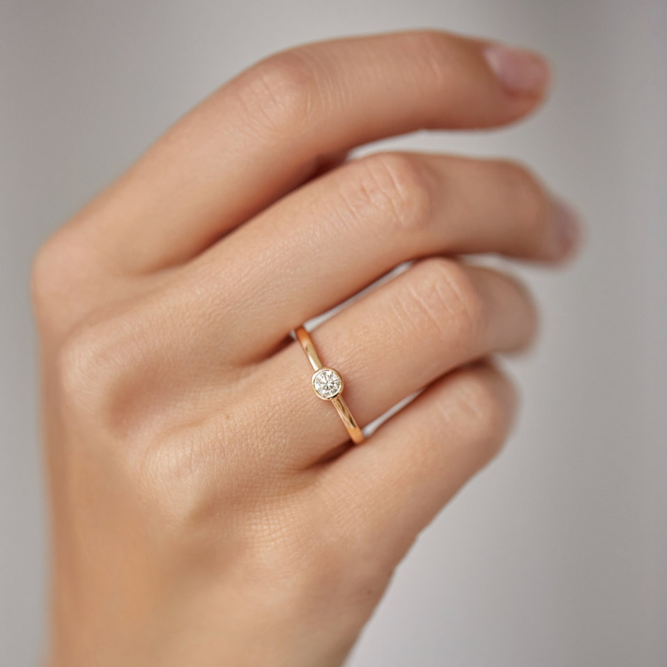 Diamond ring Seductive Glow