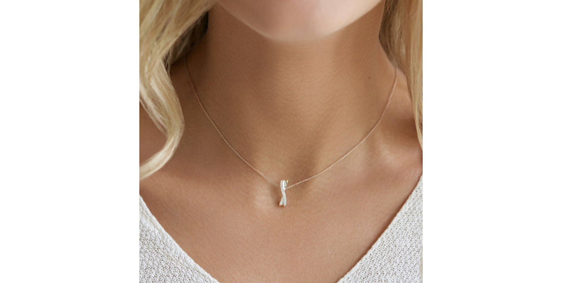 Diamond pendant Shiny Ribbon