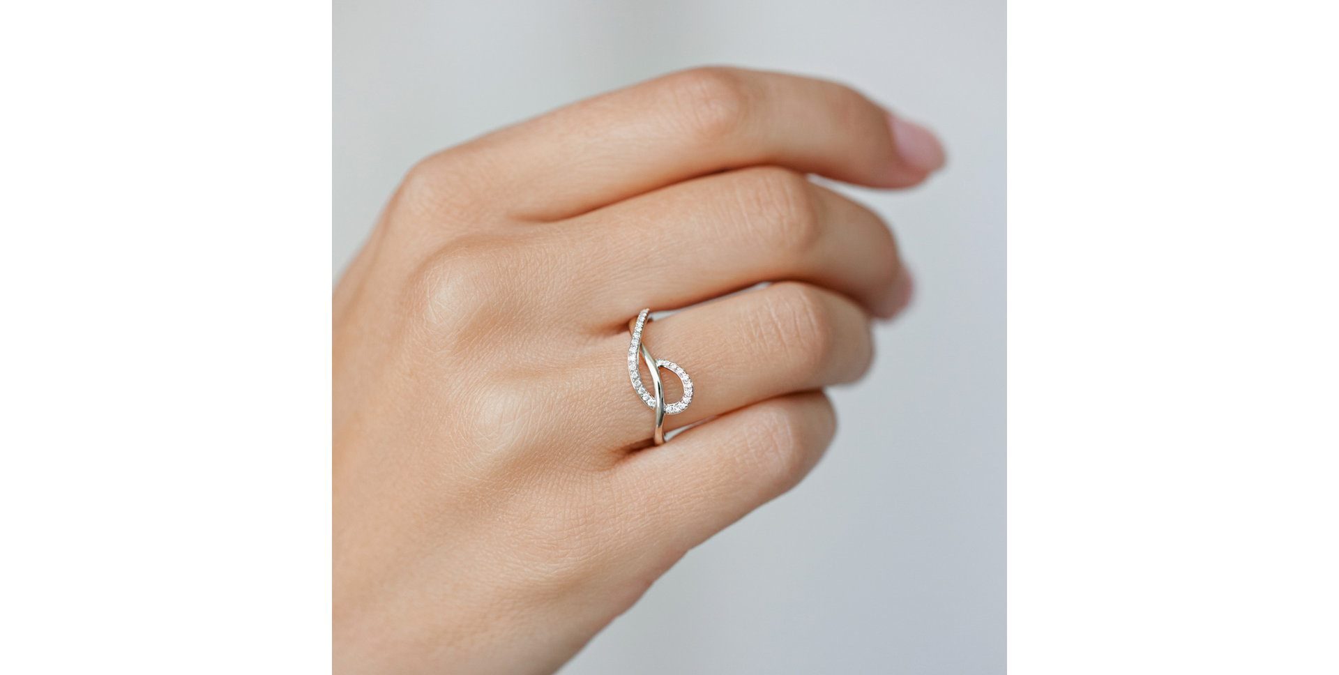 Diamond ring Sparkling Twist