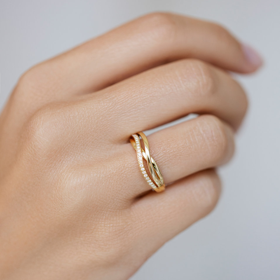 Diamond ring Royal Rhythm