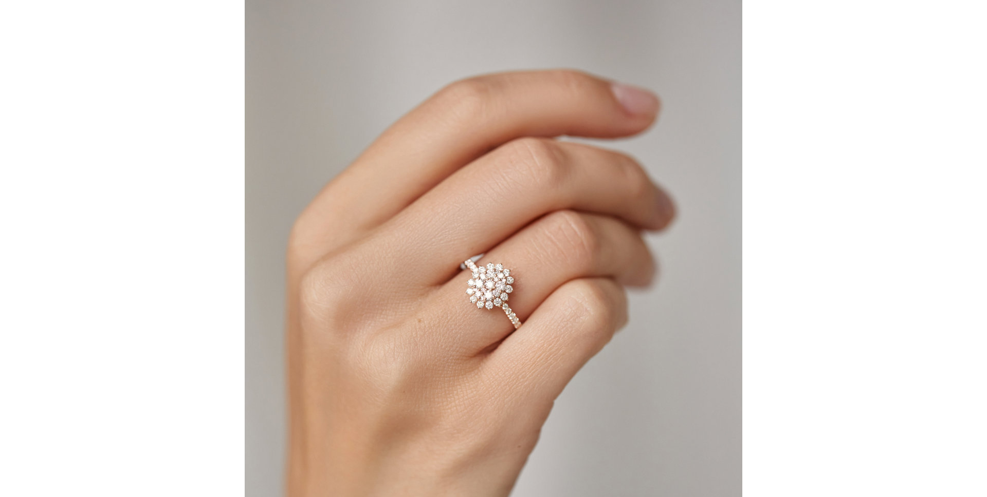 Diamond ring Monarch Star