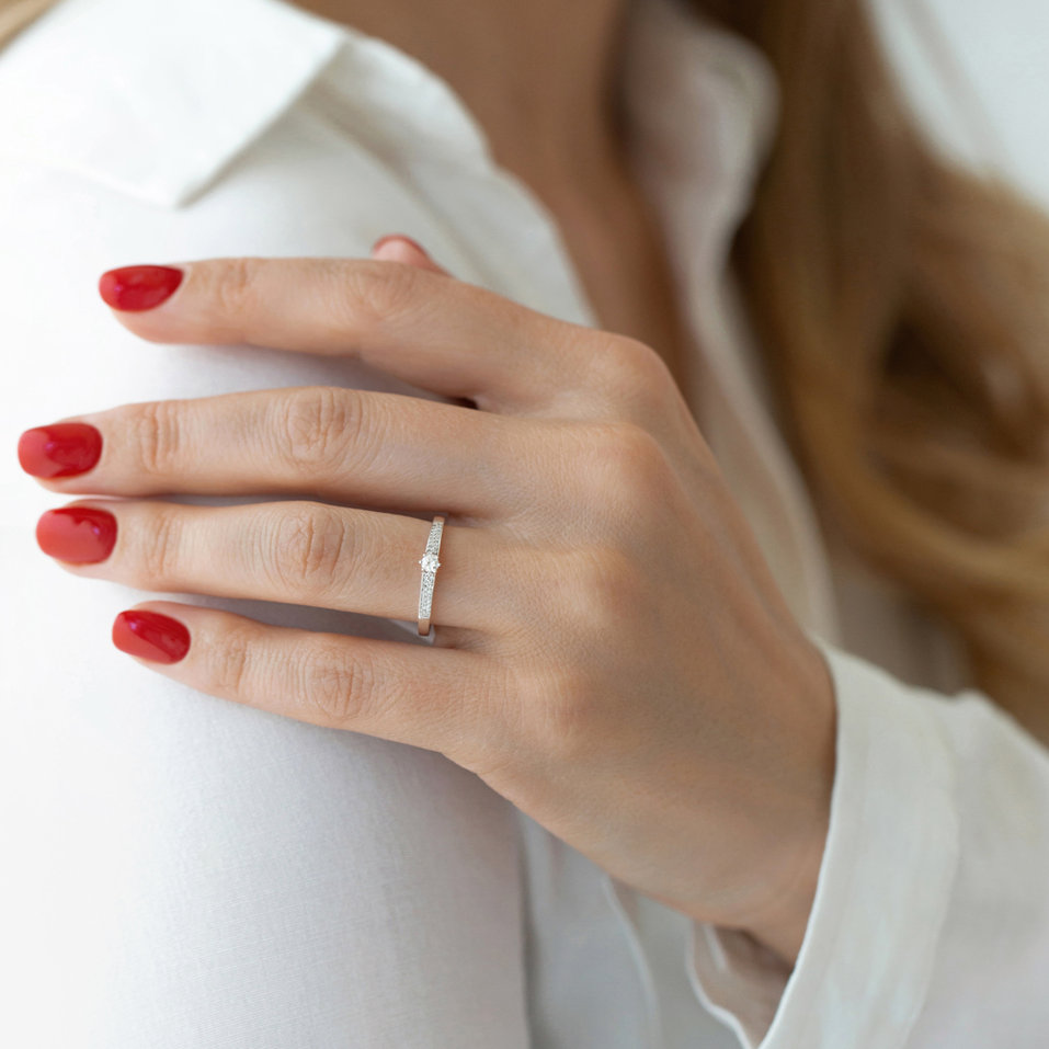 Diamond ring Sparkling Romance