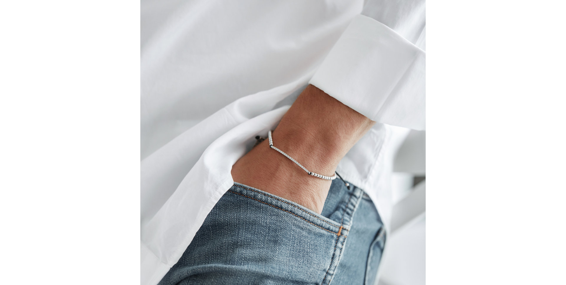 Bracelet with diamonds Shamballa