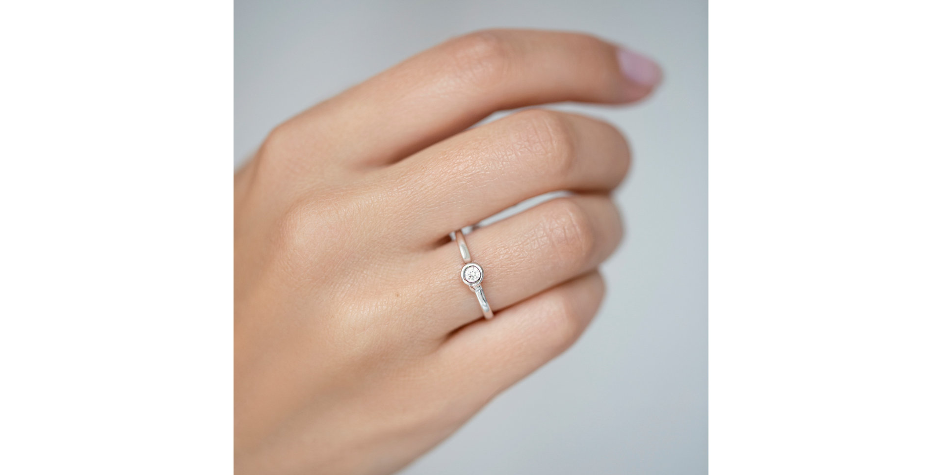Diamond ring Classy Dot