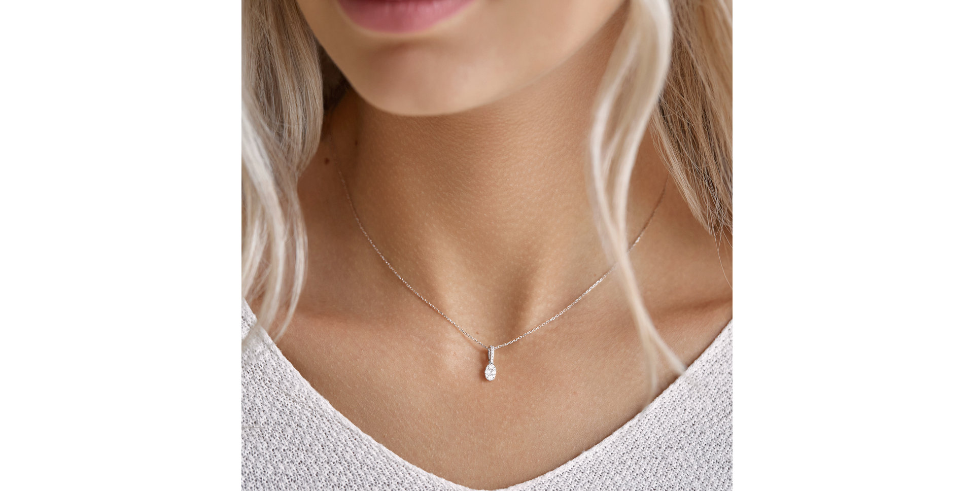 Diamond pendant Beautiful Mystery