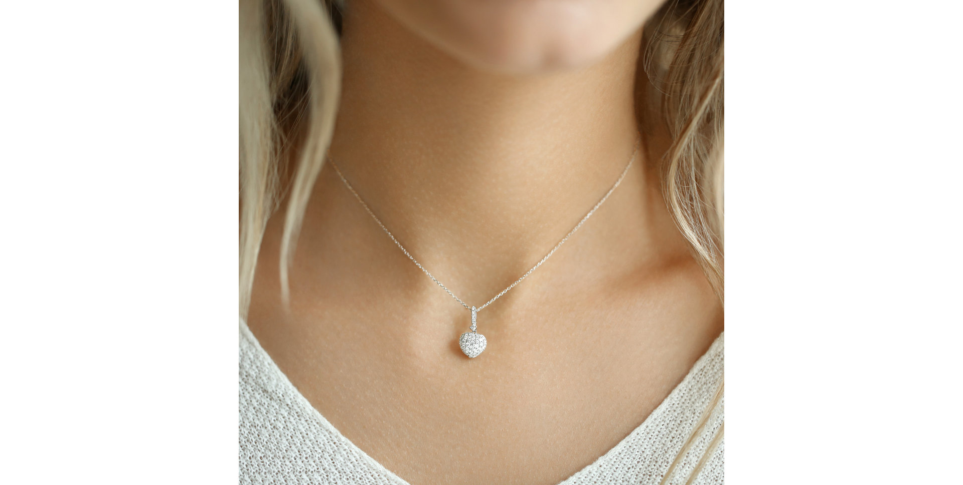 Diamond pendant Shining Glory