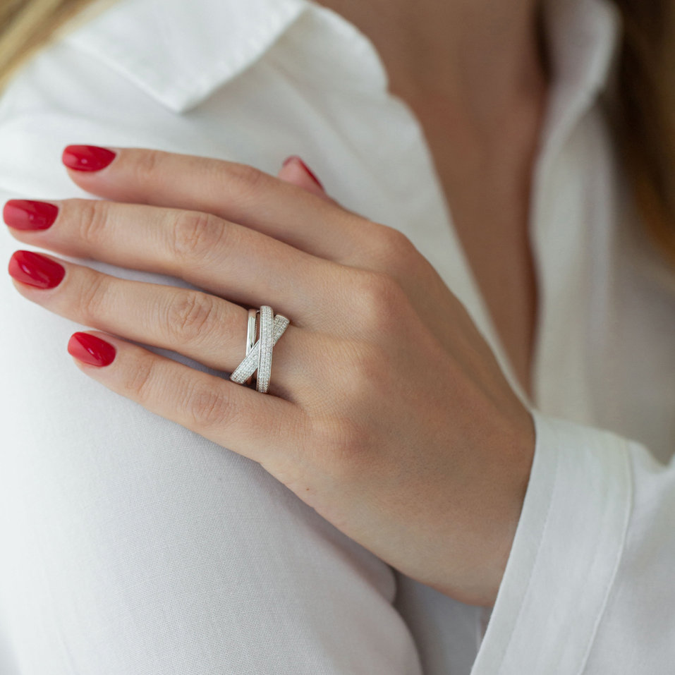 Diamond ring Vesper Ribbon