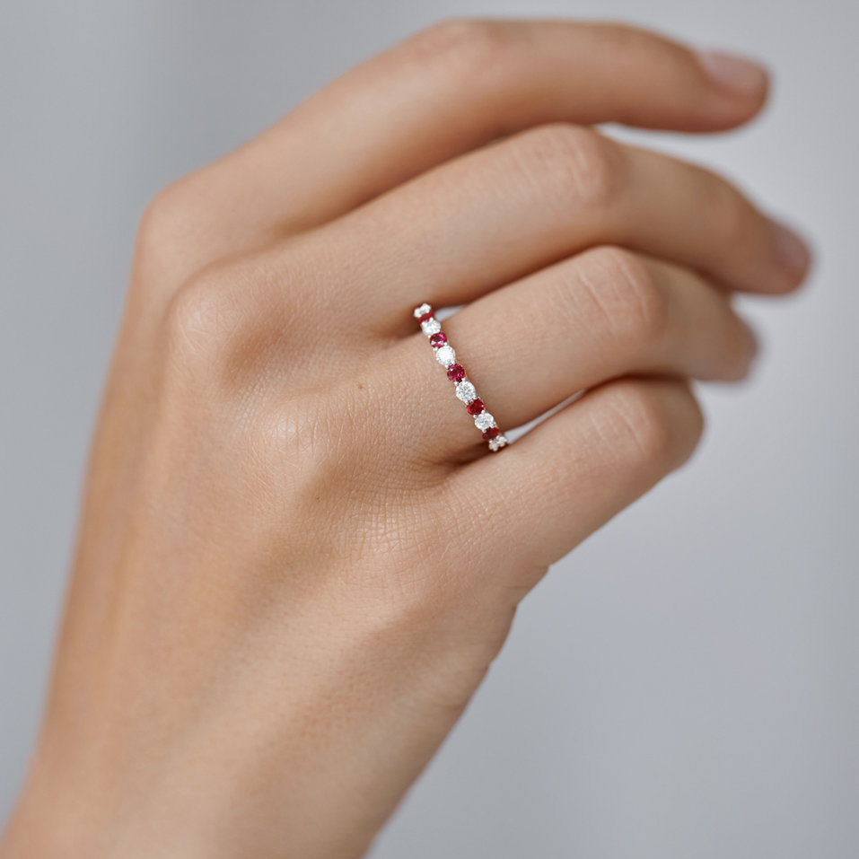 Diamond ring with Ruby Sevasti