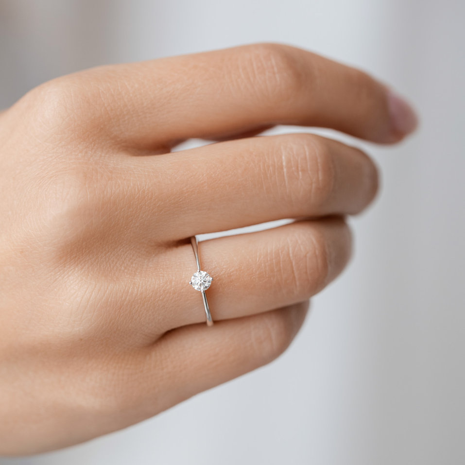 Diamond ring Love Glow