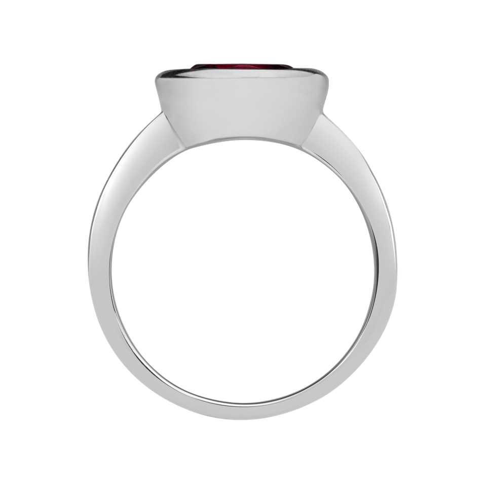 Ring with Rhodolite Bonbon