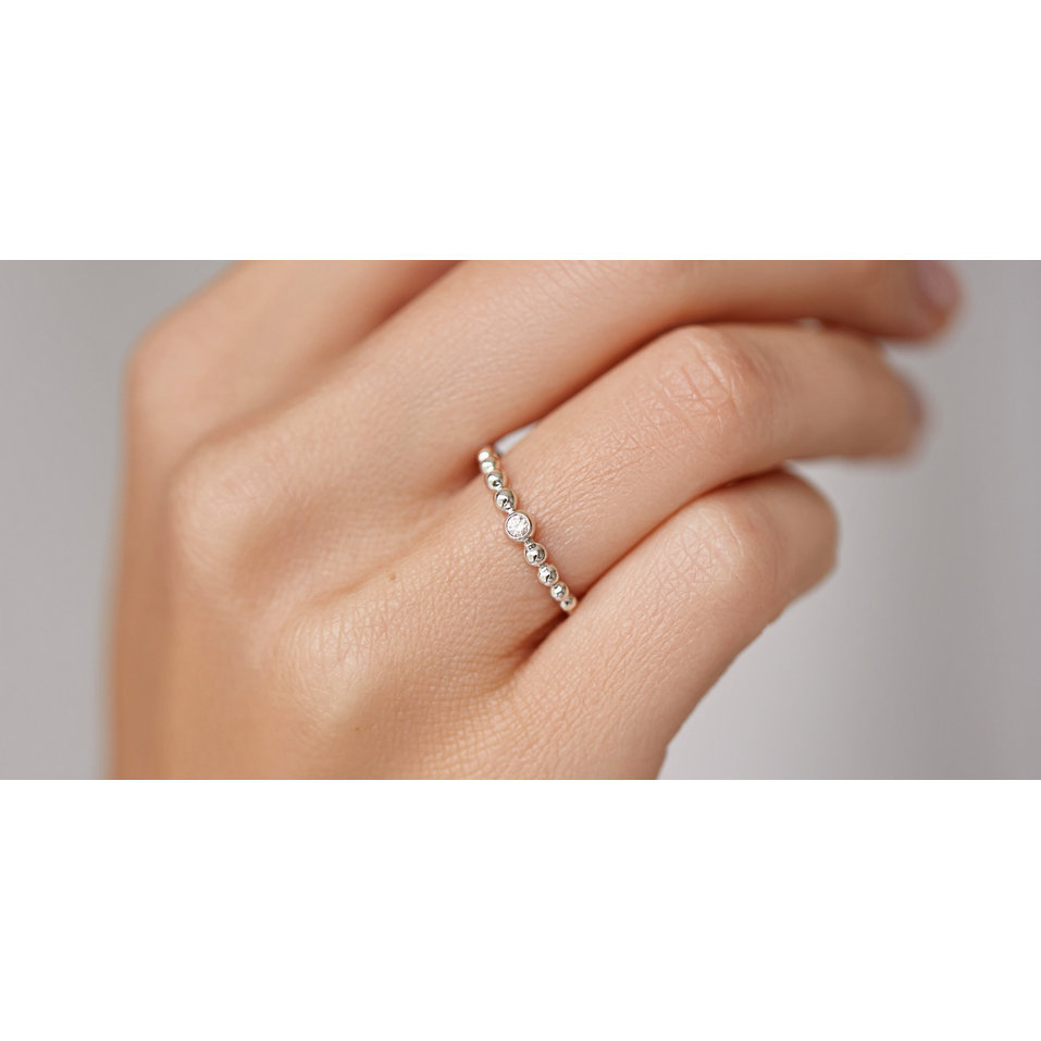 Diamond ring Shiny Dots